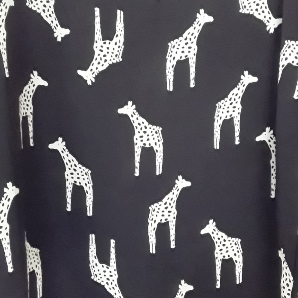 Top - Picture 3 of 3